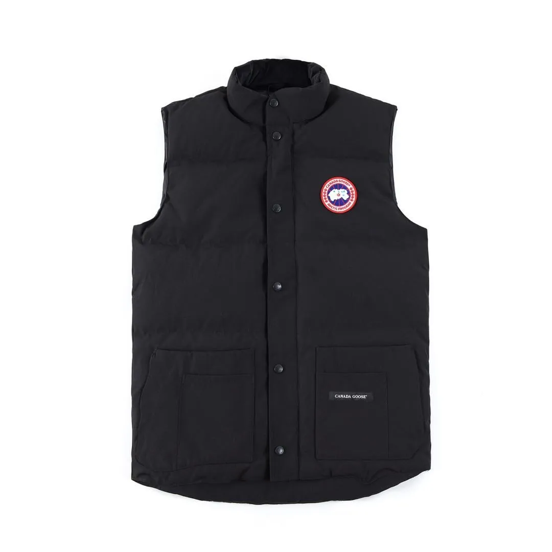 P320 Canada Goose Canada Goose #Freestyle Crew 4154M men’s and women’s vest down ➖ Genuine synchronous anti-counterfeiting chip sensor! ➖ Imported Behringer embroidery machine to customize 10,000-needle embroidery logo! ➖ Imported 21-count polyester-cotton blended original fabric, using Feather-Light 10D waterproof coating fabric, made of 84.5% polyester fiber and 15.5% cotton, 100% the best feel in the entire network! ➖ The genuine official website uses the national standard 80 white duck down, and will never be misled by false claims such as 90 down or goose down! ➖ 100% nylon nylon lining with double double-layer sealing design to prevent velvet from running away. Top-grade polar fleece is used in the collar and pockets to keep warm and comfortable! ➖ Yoshida YKK provides original custom-made electroplated sliders. YKK two-way lockable zippers are tight and smooth and will not peel off paint! ➖ 3M composite original Velcro is durable, and all accessories and hardware are disassembled and customized!  SIZE: XS S M L XL XXL [Attached: Size chart]